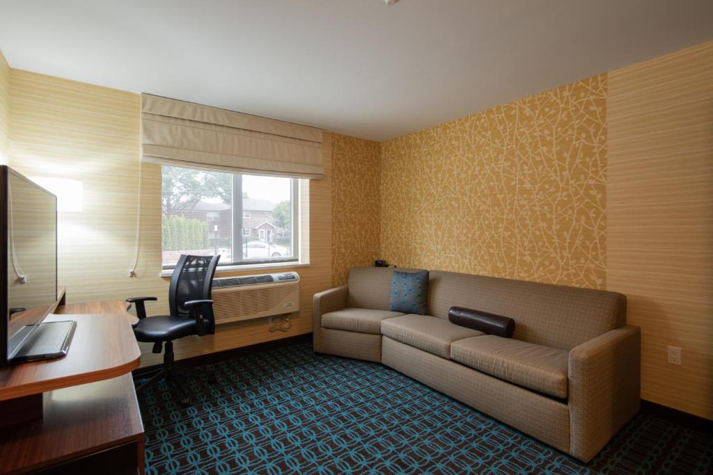 Fairfield Inn & Suites by Marriott New York Queens/Fresh Meadows image 23